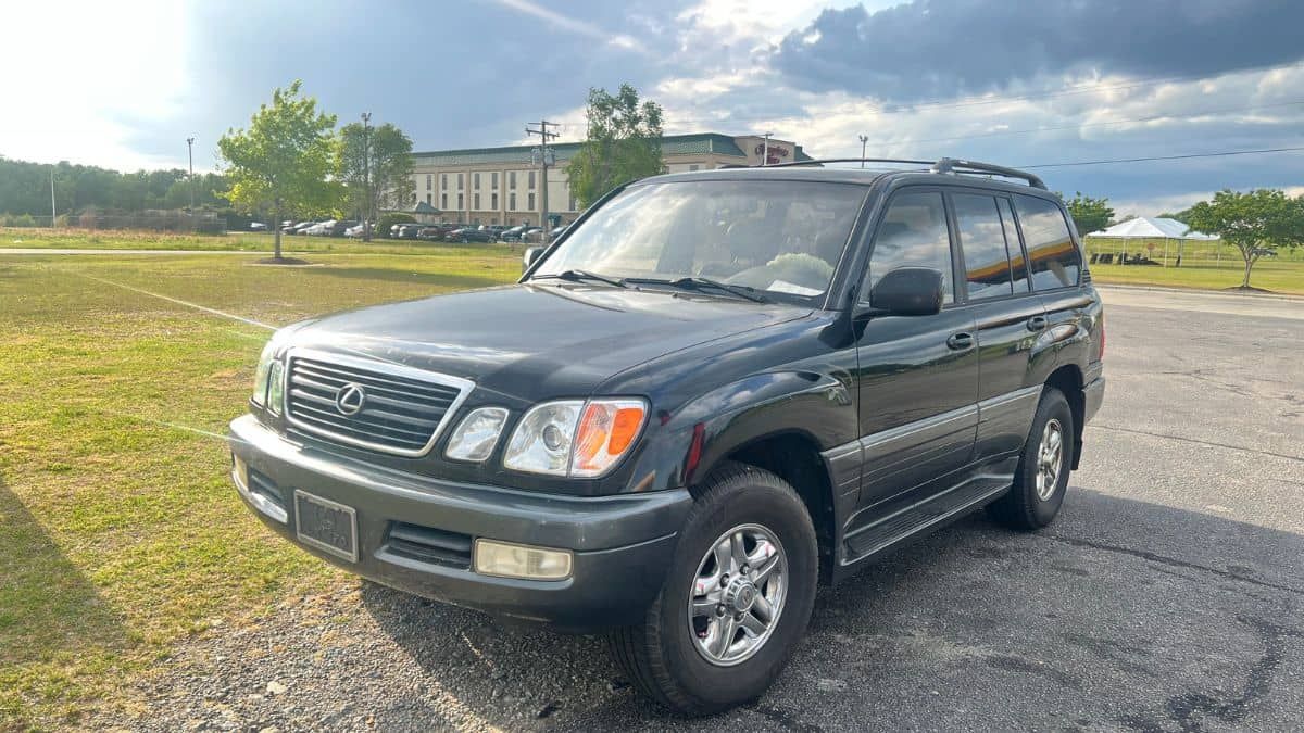 My 394,000 Mile Lexus LX470 Finally Gave Out, and I Can't Even Be